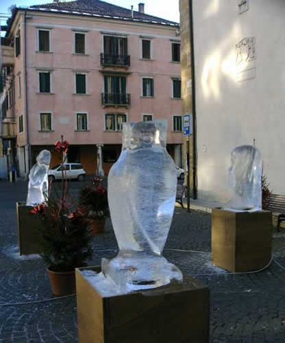 Scultura su ghiaccio